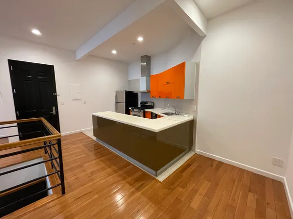 78 Ridge Street 1H image 1 of 16