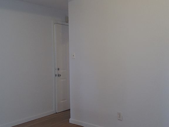 3rd image of 147-3 Jamaica Ave #2