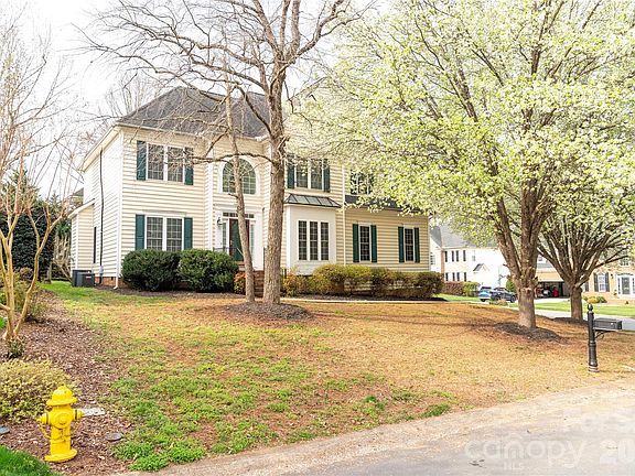 2nd image of 16905 Laureate Rd #16