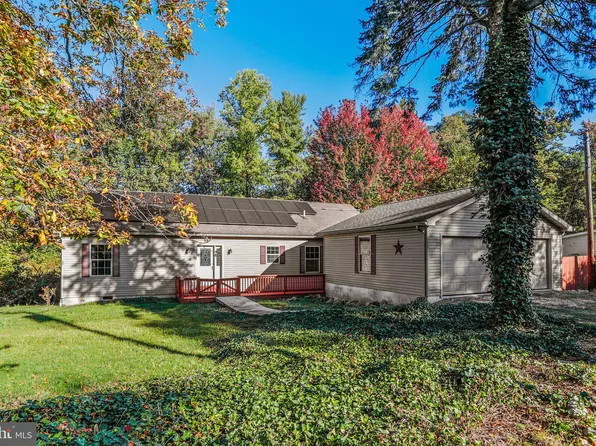 4995 Wright Rd, Fayetteville, PA 17222