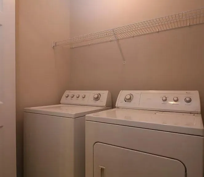 111 Thistle Ct — Photo 2