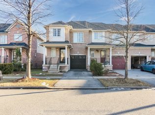 19 Odessa Cres, Whitby, ON L1R 3P1