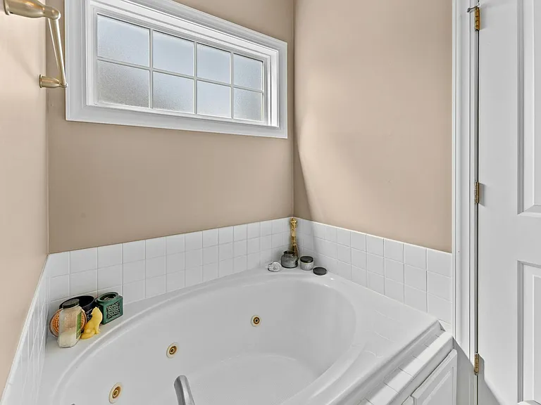 3234 Austin Ave — Photo 16