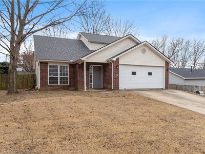 3497 W Essex Dr, Fayetteville, AR, 72704
