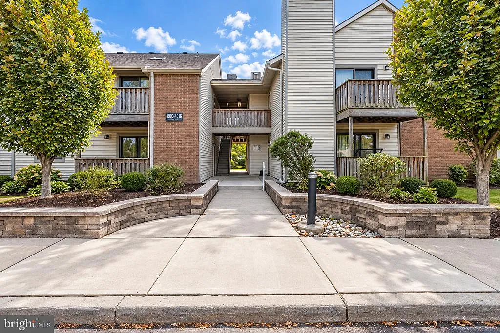1 bed, 1.0 bath, 667 sqft, $2,000 — Photo 1