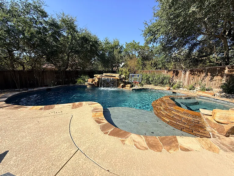 22211 Covella Ct — Photo 40