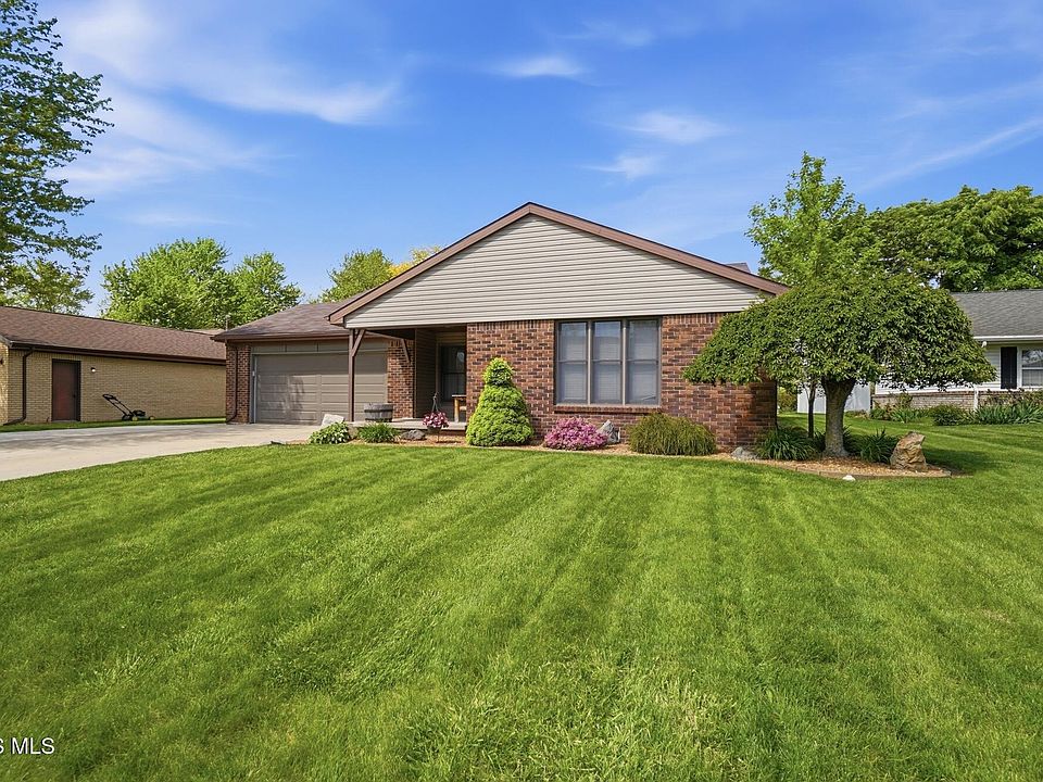 1st image of 370 Virginia Dr
