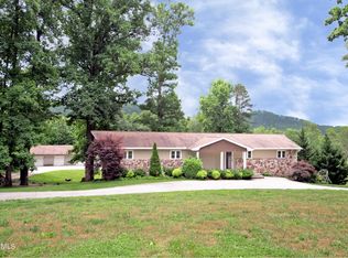 7412 Munsey Rd, Corryton, TN 37721