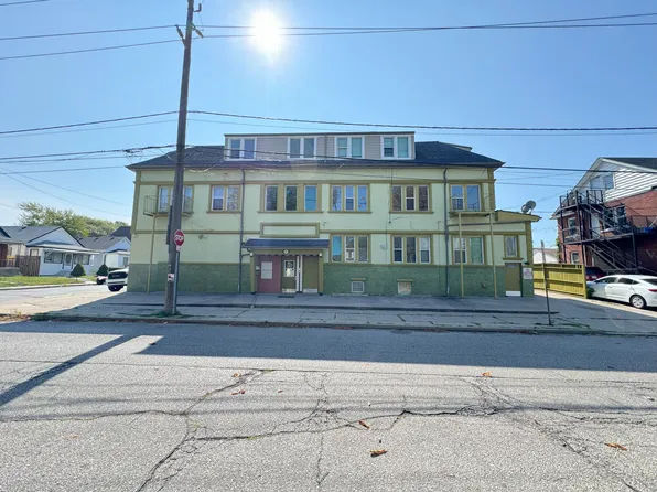 401 Parent Ave #2, Windsor, ON N9A 2B9