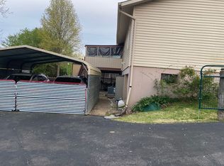 7 Chateau Ln, Arnold, MO 63010