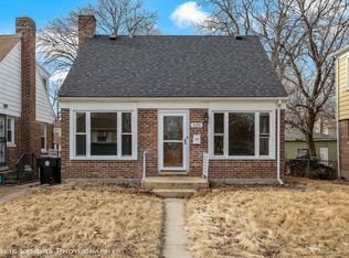 626 Manchester Ave, Westchester, IL 60154