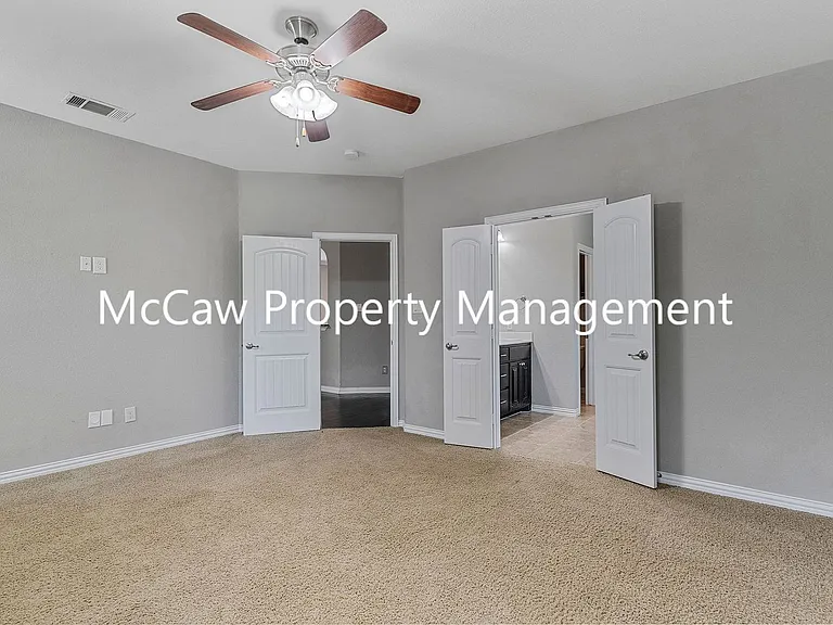 4437 Paula Ridge Ct — Photo 12