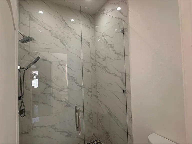 5268 Island Chain Rd — Photo 30