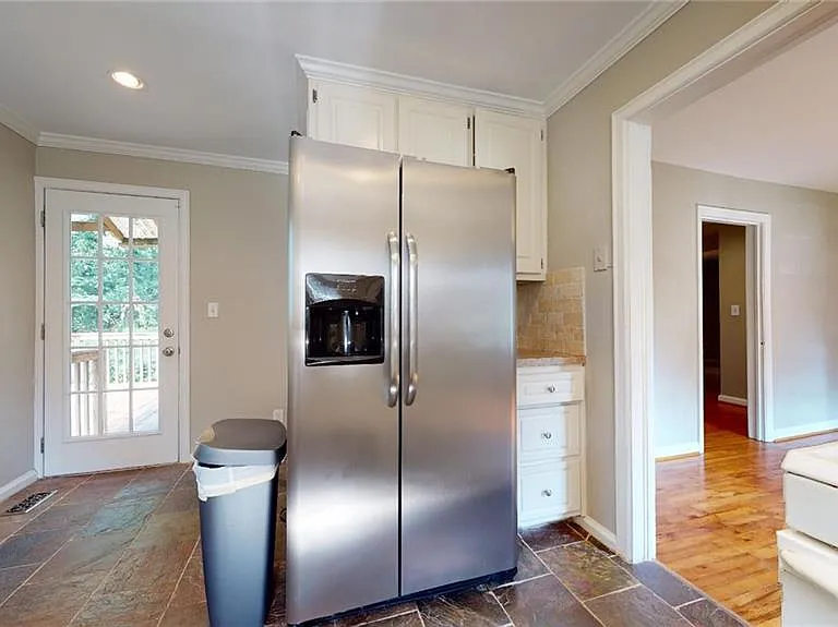 1674 Beacon Hill Blvd — Photo 33