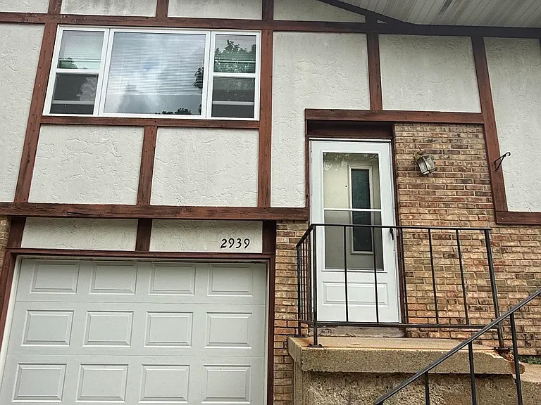 2939 Traceway Dr — Photo 1