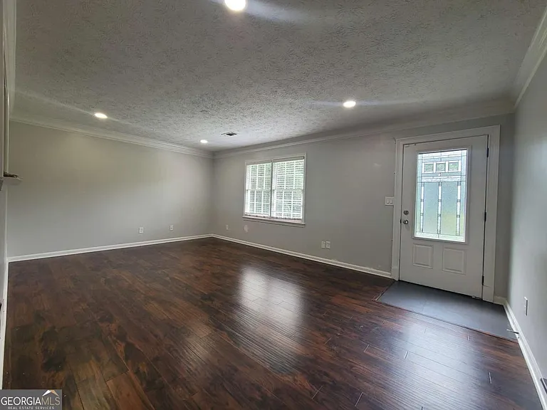 4641 Lucerne Valley Rd — Photo 8