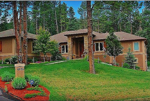 Beautiful Stucco and Rock