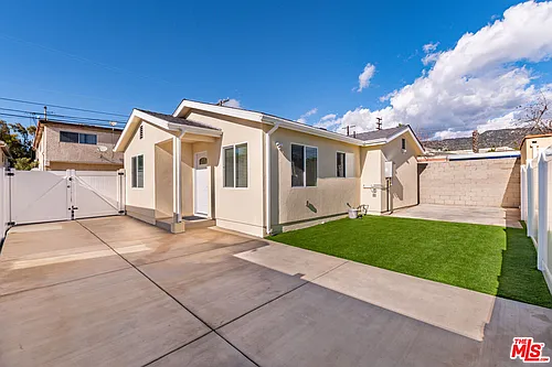 1049 Sonora Ave Photo 1