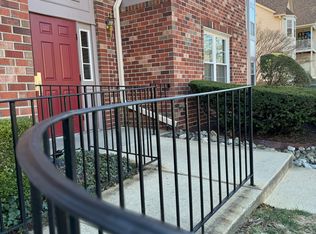 9816 Lake Pointe Ct APT 102, Upper Marlboro, MD 20774