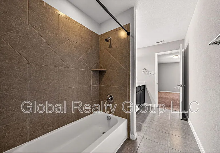 10426 Rosalina Loop — Photo 30