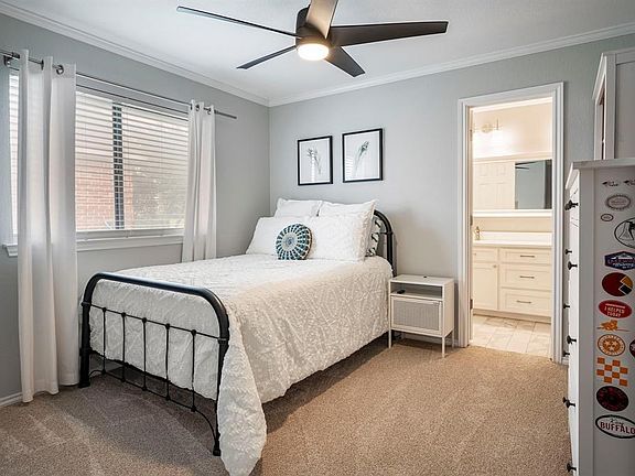 2nd image of 4201 Forbes Dr