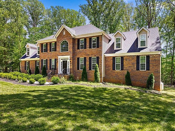 2nd image of 1339 Millers Ln