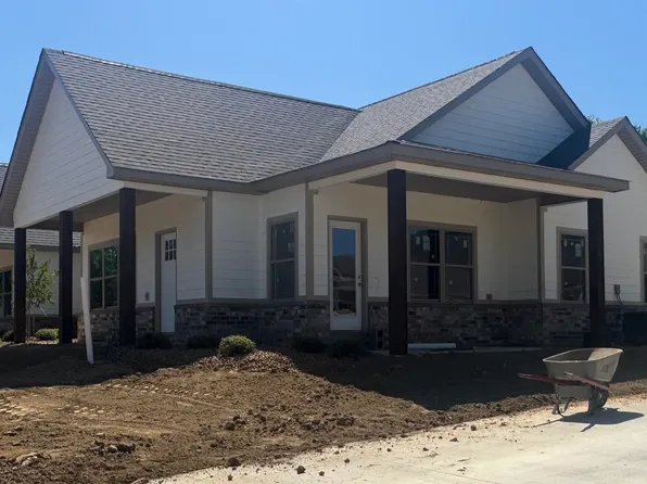 86 Maddox Ln, Chatsworth, GA 30705