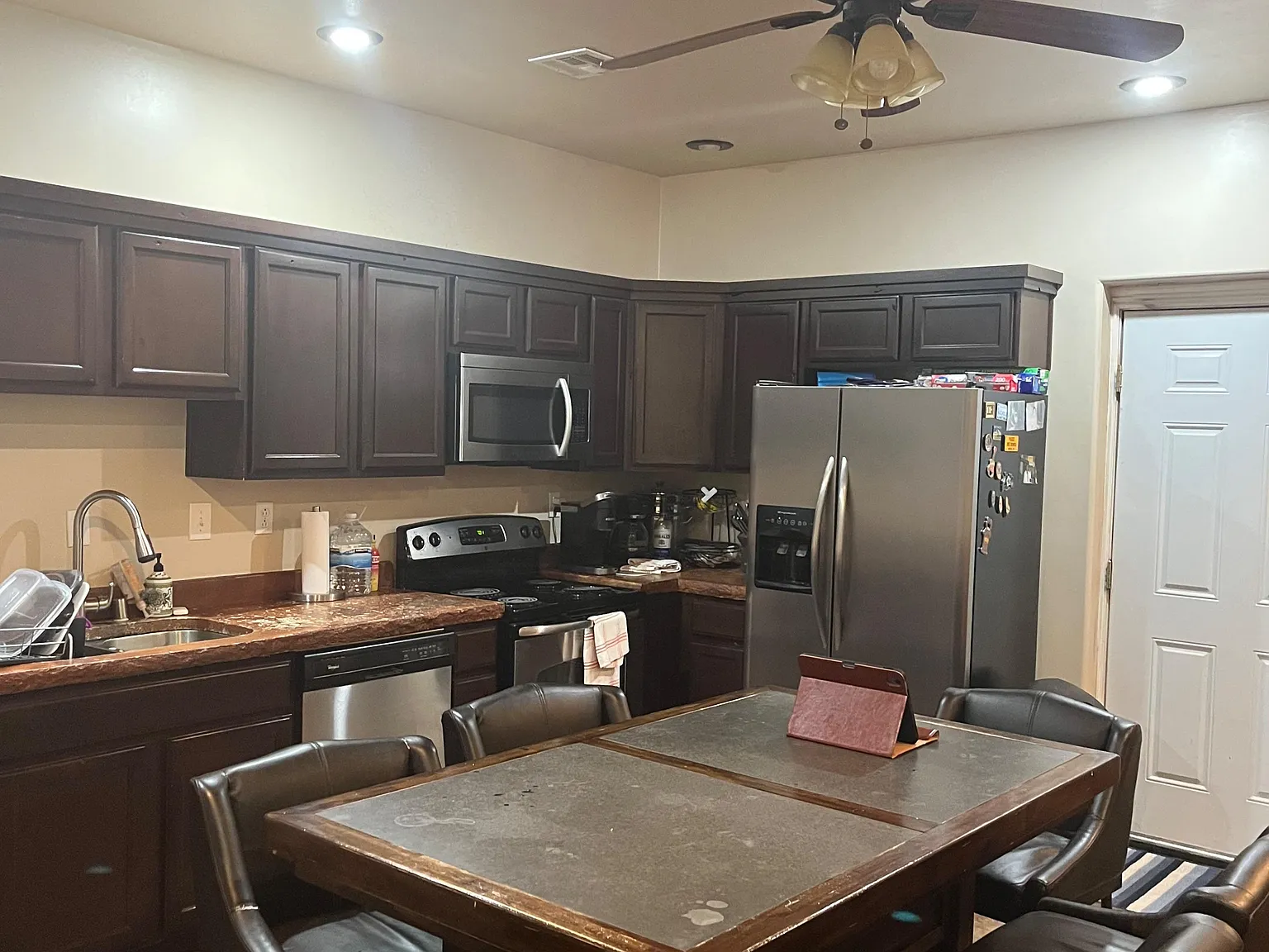 1 bed, 1.0 bath, 750 sqft, $1,901 — Photo 4