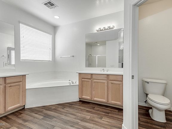 4th image of 4608 W Powell Dr