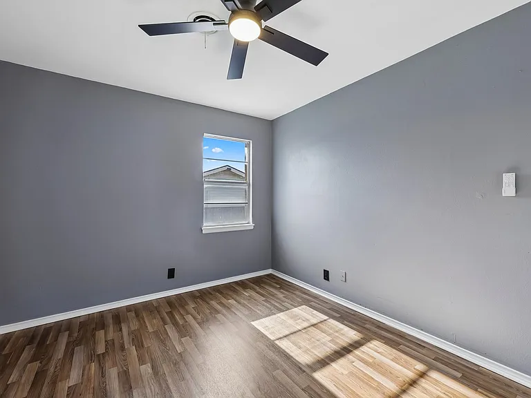 7940 Chaparral Dr — Photo 12