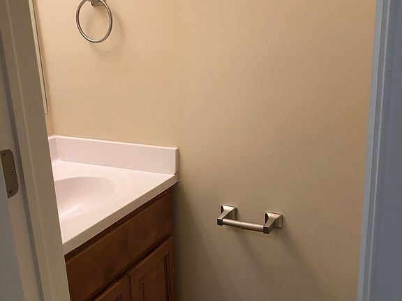 brand new 1/2 bath