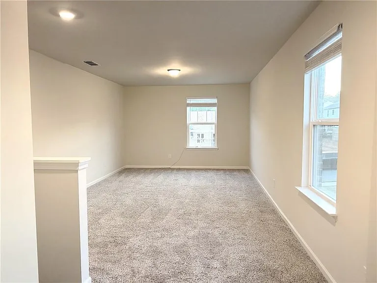 6901 Durham Ln — Photo 12