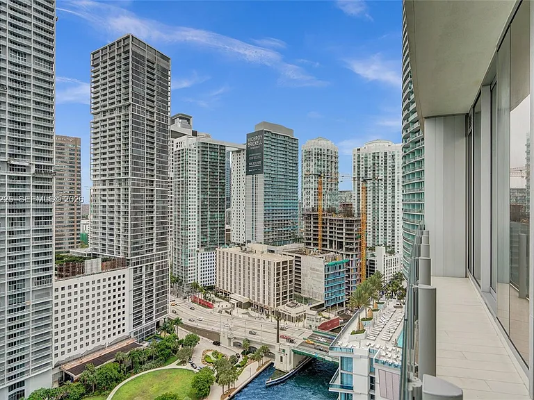300 Biscayne Boulevard Way #2305W — Photo 10
