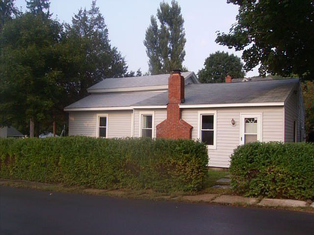 8 Park St, Port Byron, NY 13140 | Zillow