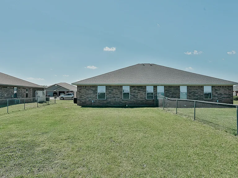 16150 Rolling Meadows Dr — Photo 15