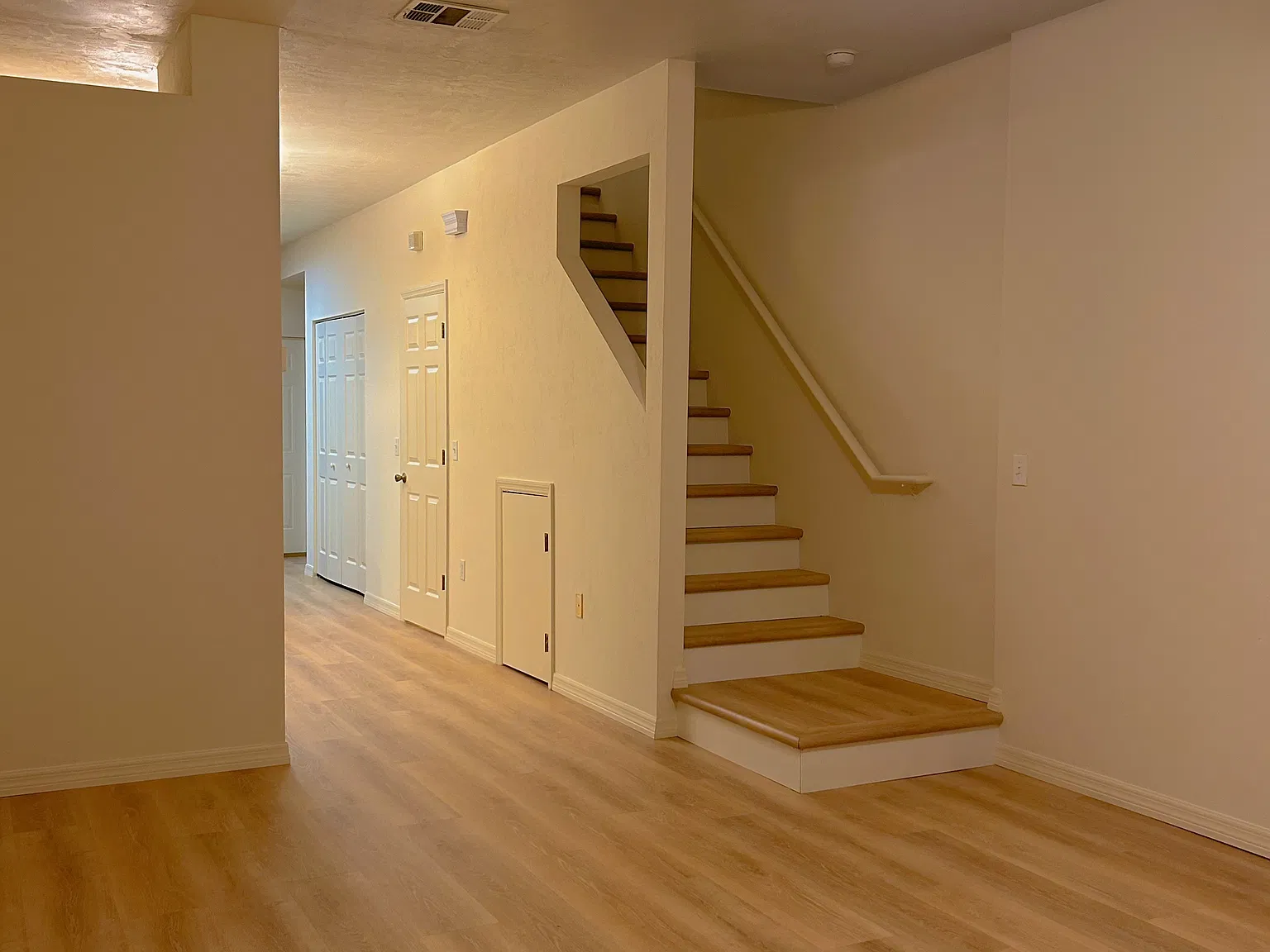 2 bed, 1176 sqft, $1,450 — Photo 2