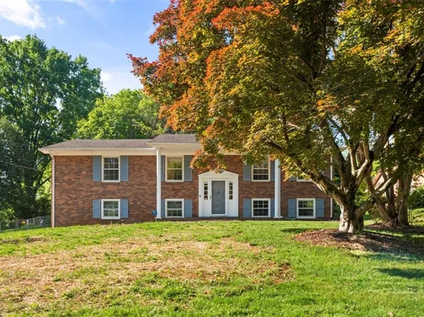 2880 Northbridge Rd, Winston Salem, NC 27103