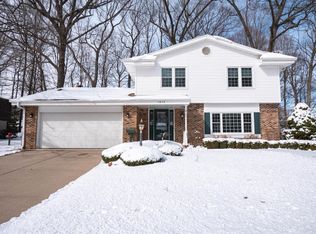 5872 Riverside DRIVE, Greendale, WI 53129