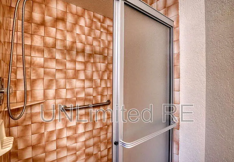 2512 Cisco Dr S — Photo 36