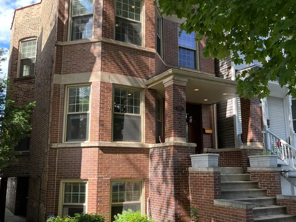 2242 W Melrose St, Chicago, IL 60618