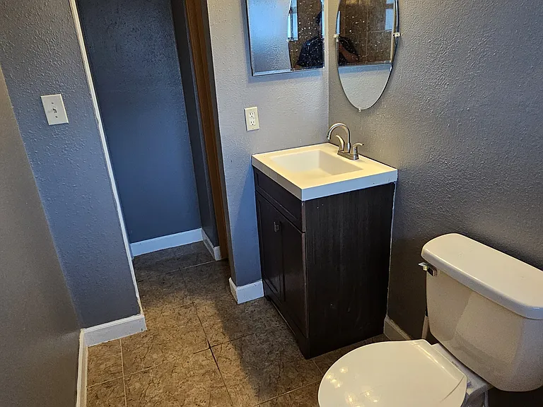101 Forest St #4 — Photo 16
