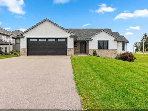 710 Westhill Dr, Green Bay, WI 54313