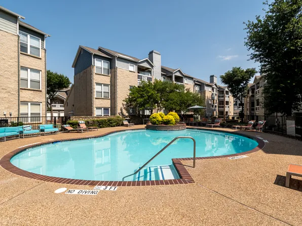 Western Station Apartments