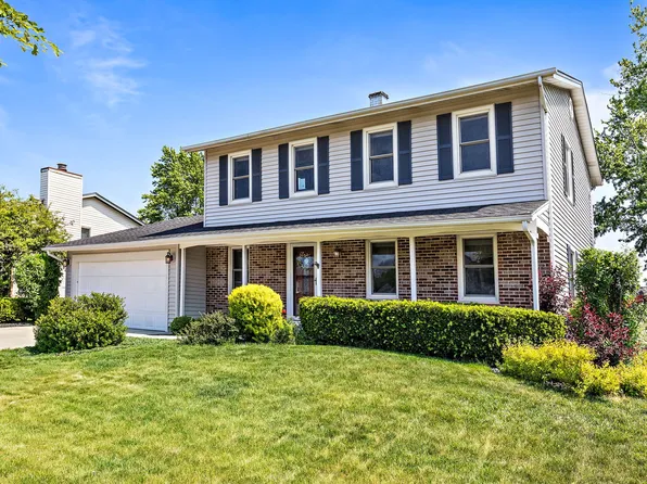 1815 W Parkside Dr, Hoffman Estates, IL 60192