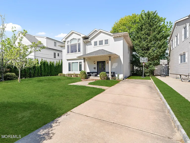 230 Norwood Ave — Photo 38