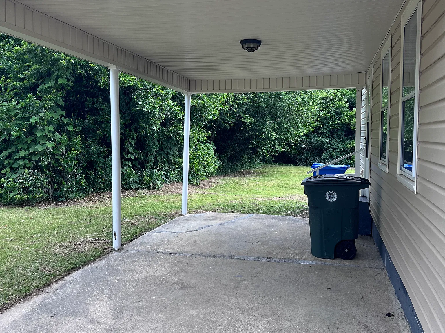 2 bed, 826 sqft, $1,250 — Photo 2