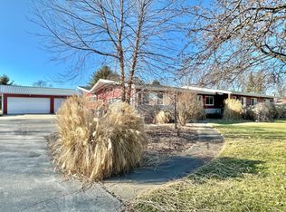 325 S Indiana Ave, Crown Point, IN 46307