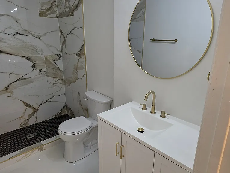 3100 Meadow Mere W — Photo 31