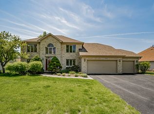1120 Tuscany Ln, Naperville, IL 60564