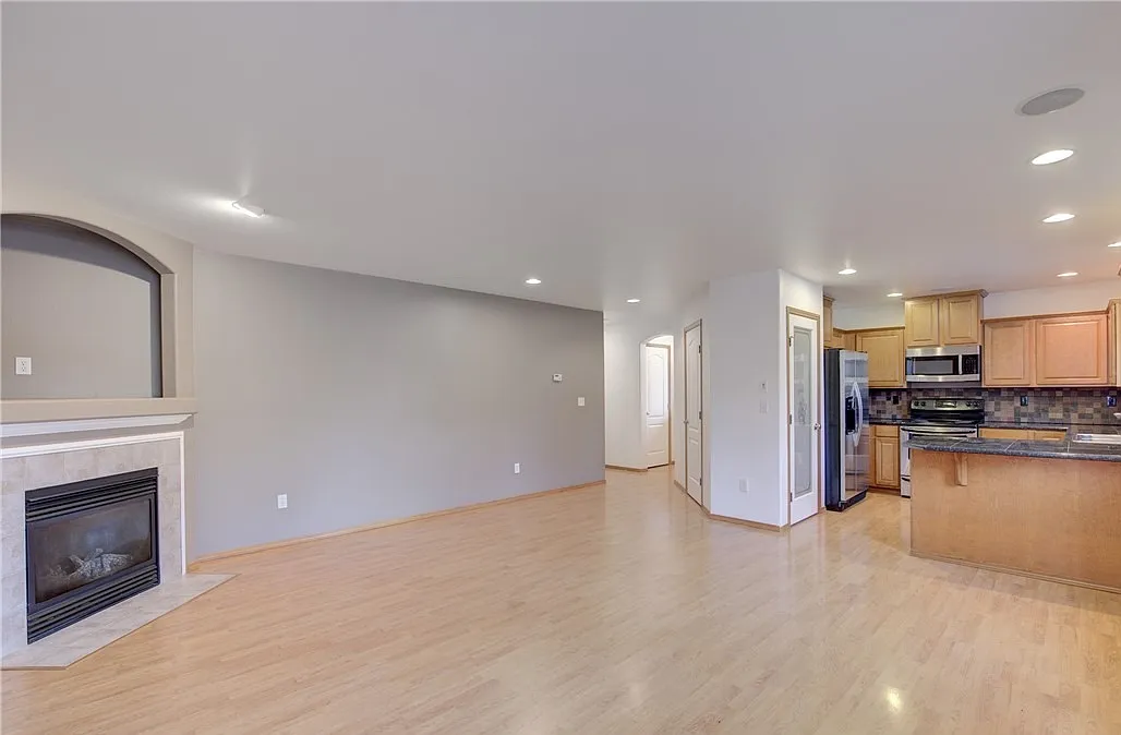 Building Photo - 9909 3rd St NE